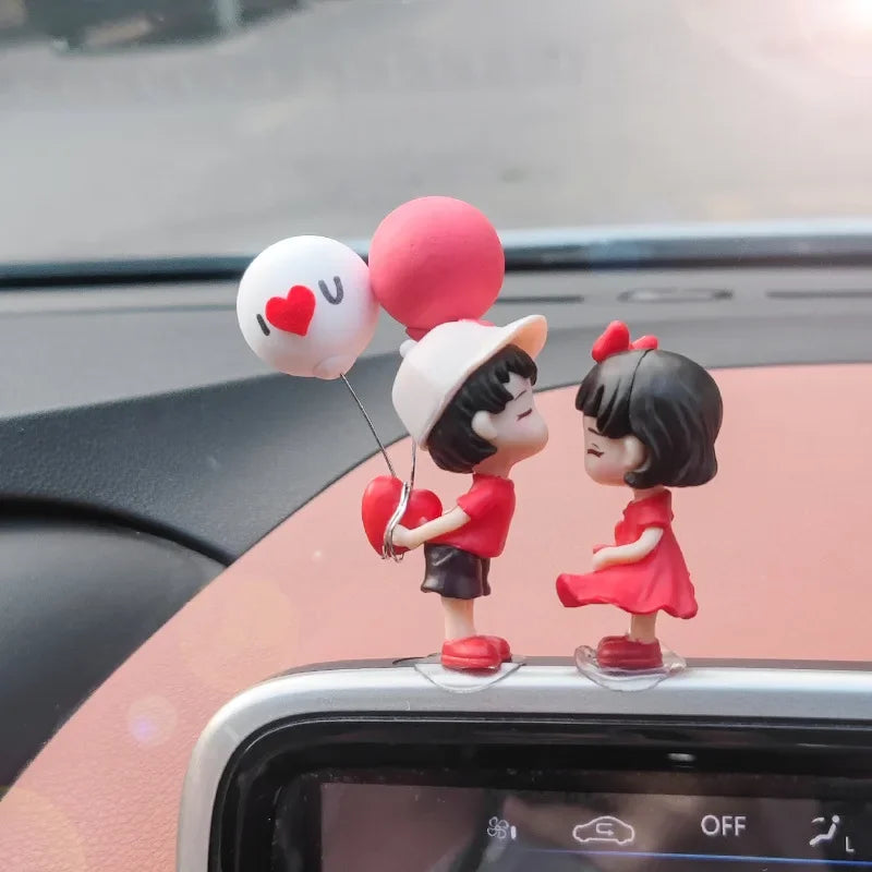 Cartoon Resin Couples Figurine Cute Lovers Balloon Ornament for Car Dashboard Office Desktop Home Decor Lovely Kiss Miniatures