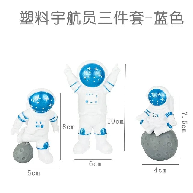 4 pcs Astronaut Figure Statue Figurine Spaceman Sculpture Educational Toy Desktop Home Decoration Astronaut Model For Kids Gift